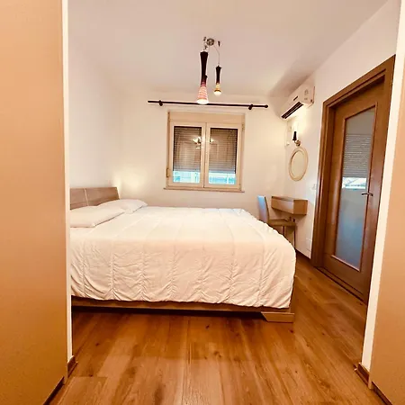 Sunrise Haven Center Apartamento Tirana